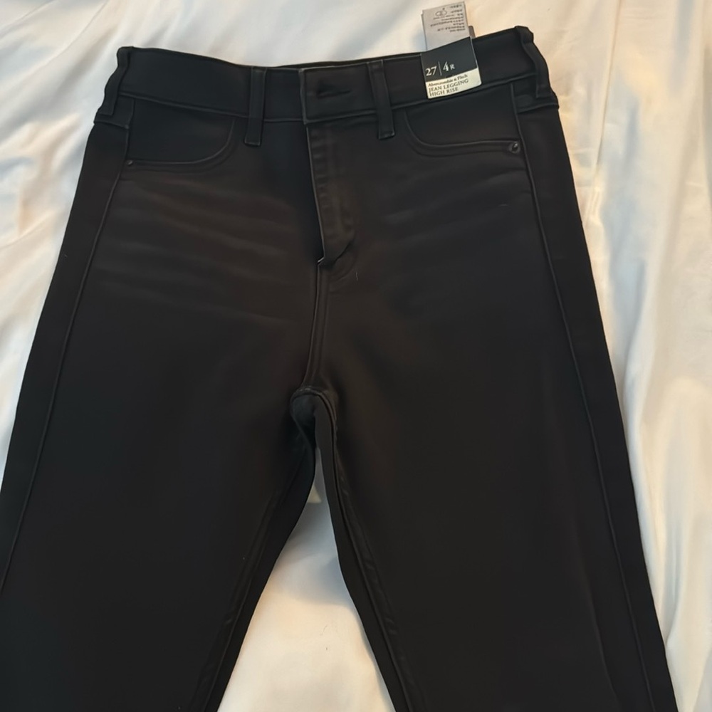 Abercrombie & fitch jeans size small 4r black brand new with tags